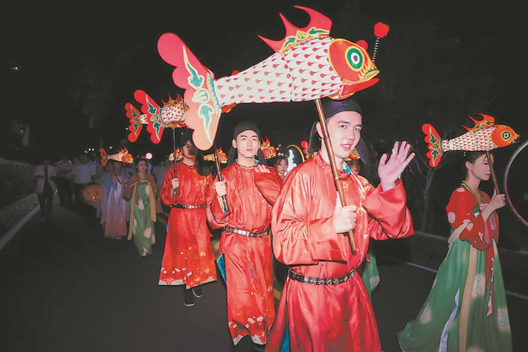 五一”福建游台味火出圈PG电子游戏麻将胡了“(图2)
