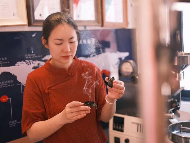 香续脉 非遗技艺撬动乡村新引擎麻将胡了2珠海三灶镇李氏姐妹以(图4)