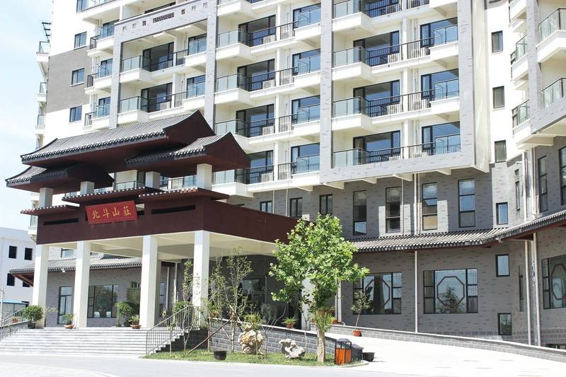 颐养中心(北京瀛海)配套完善康养好选择【2026最新】PG麻将胡了试玩北京中高端高性价的养老社区名单悦年华(图2) 颐养中心(北京瀛海)配套完善康养好选择【2026最新】PG麻将胡了试玩北京中高端高性价的养老社区名单悦年华(图2)